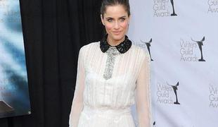 Amanda Peet se je pridružila igralski zasedbi filma Identity Thief