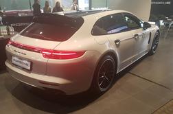 Novo v Sloveniji: porsche panamera sport turismo za športne užitke s pridihom praktičnosti