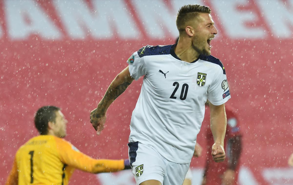 Srbija Norveška Sergej Milinković Savić | Srbi so izločili Norveško. V Oslu so zmagali z 2:1, prvi zadetek za goste pa je v 82. minuti dosegel Sergej Milinković Savić. | Foto Reuters