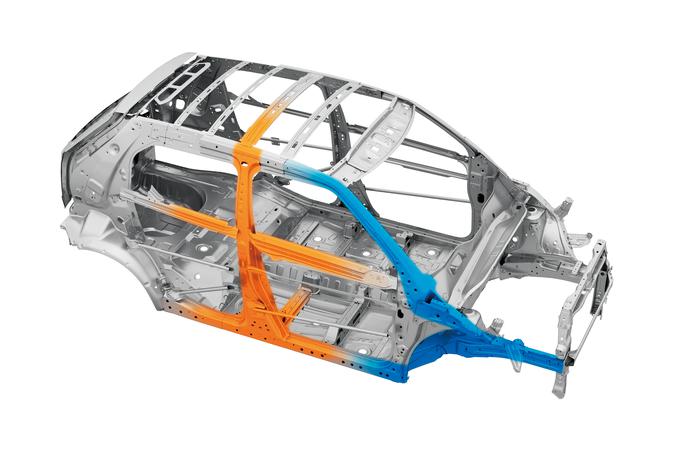 Karoserija je zgrajena po tehnologiji TECT (Total effective control technology). | Foto: Suzuki