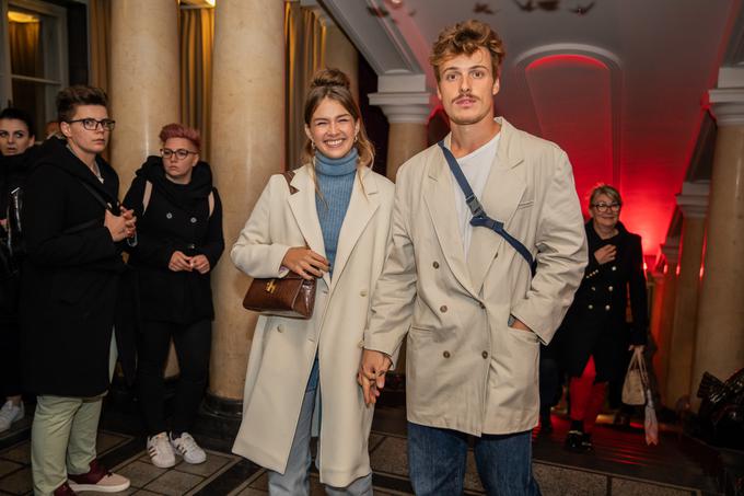 Saša Lešnjek in njen novi izbranec Luka Poljanec na Salomejinem stand-up kabaretu. | Foto: Mediaspeed