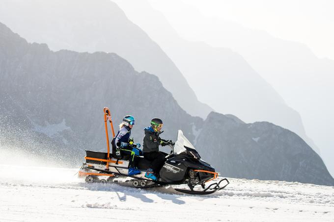 S trenerjem Matijo Grašičem bo v prihodnjem tednu znova vadila na ledeniku Kaunertal. | Foto: Matic Klanšek Velej/Sportida