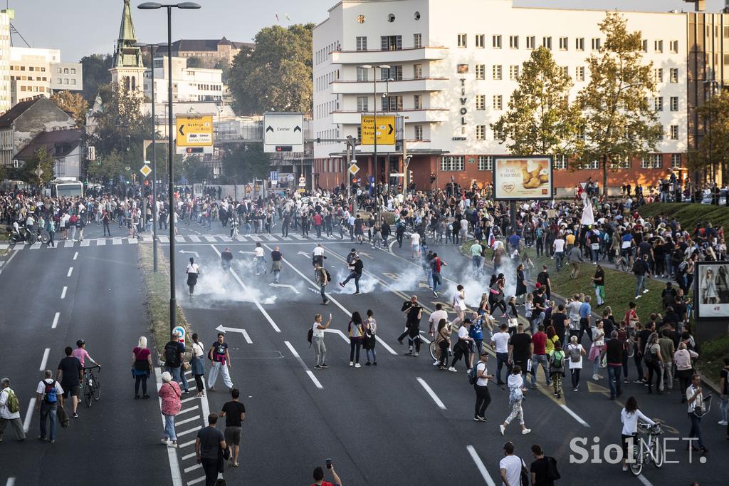 Protest nasprotnikov pogojev PCT v Ljubljani dne 29.9.2021