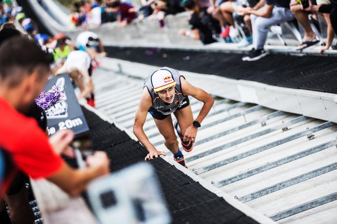 Planica: Red Bull 400 (2019) | Luka Kovačič je na vrh planiške velikanke pritekel v rekordnem času štirih minut, 55 sekund in devetih desetink. | Foto Peter Podobnik/Sportida