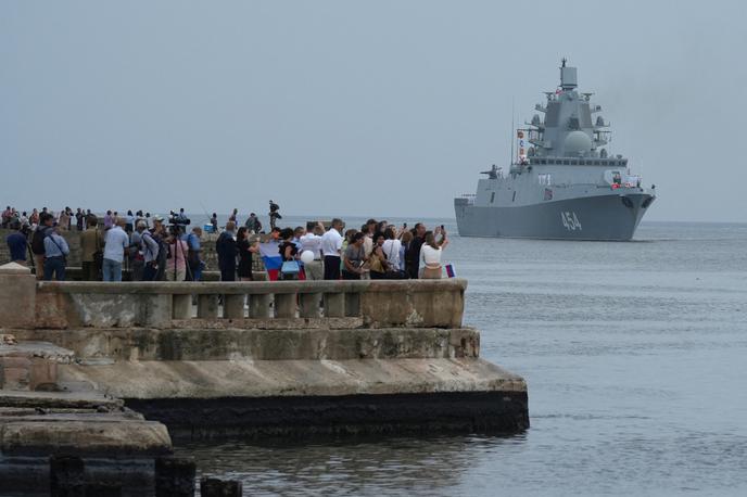 Rusko vojaško plovilo | Poleg podmornice Kazan so na Kubo prispeli ruska fregata Admiral Gorškov, tanker Pašin in vlačilec.  | Foto Reuters