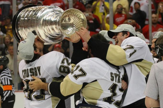 Takole so se pingvini leta 2009 zadnjič veselili naslova prvakov.  | Foto: Guliverimage/Getty Images