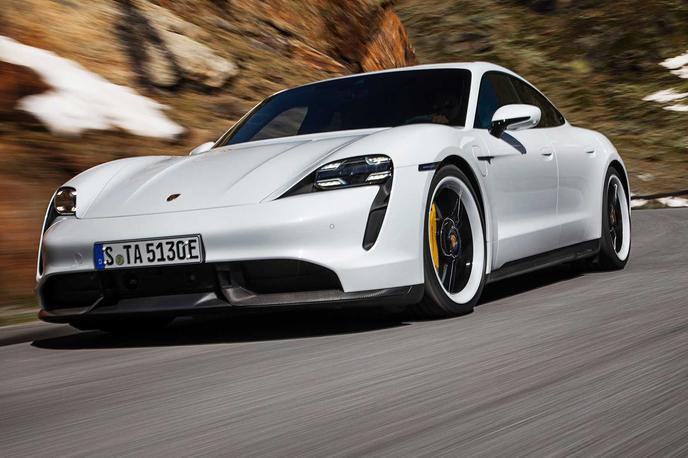 Porsche taycan | Porsche je letos prodal že 4.480 električnih taycanov. | Foto Porsche