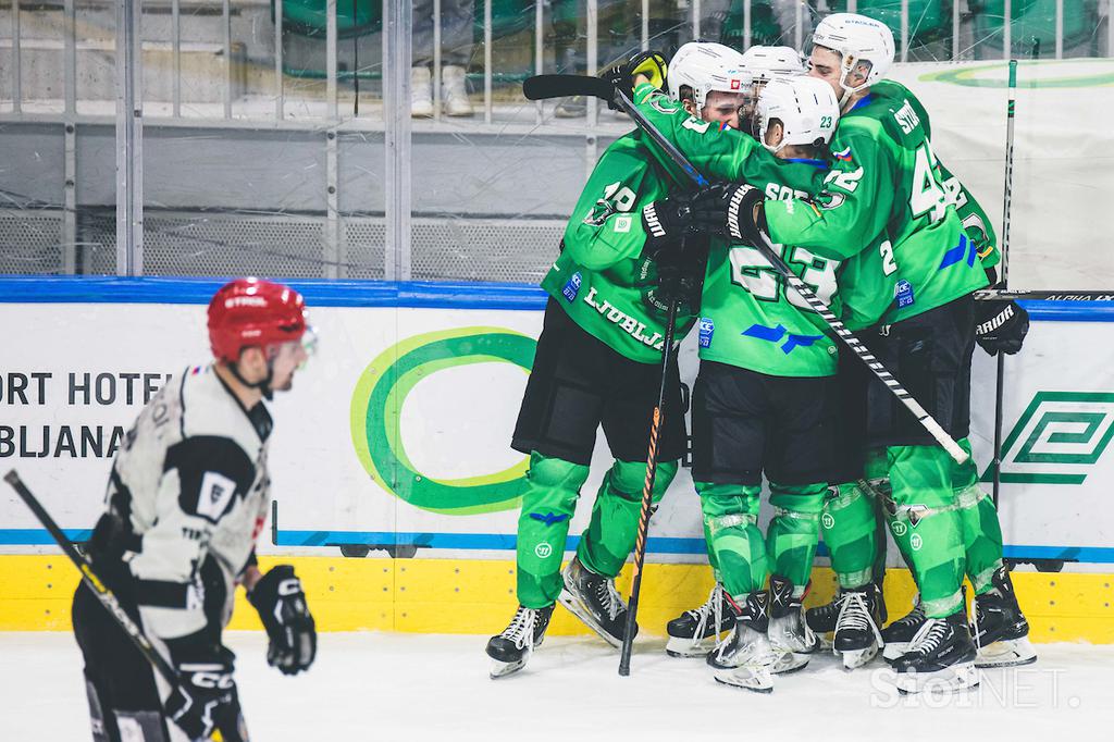 HK SŽ Olimpija : HDD Jesenice finale DP 1. tekma