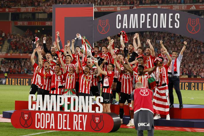 finale španski pokal Athletic Bilbao | athletic Bilbao je prvič po 40 letih dvignil kraljevi pokal. | Foto Reuters