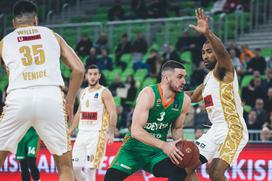 Cedevita Olimpija Umano Reyer.