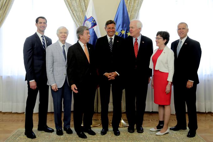 Pahor je senatorje prosil, naj svojemu kolegu Johnu McCainu prenesejo njegove pozdrave in najboljše želje za čimprejšnje okrevanje. | Foto: STA ,