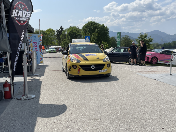 Domen in Klara Slejko (opel adam cup), zmagovalca Divizije 1 | Foto: Gregor Pavšič