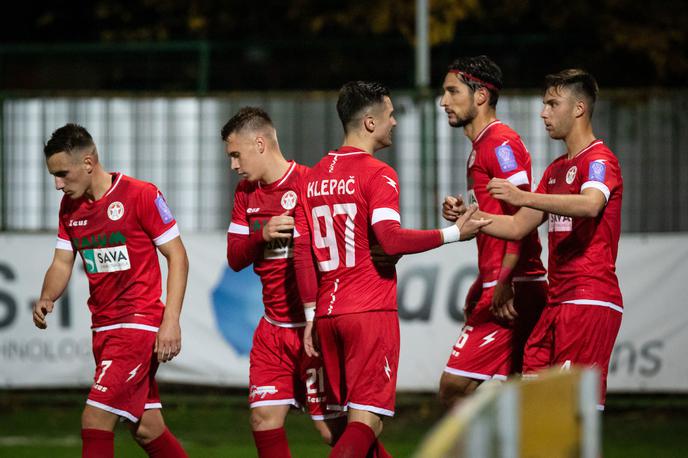 Mura Aluminij | Nogometaši Aluminija so po preobratu prišli do zmage v Murski Soboti in se odlepili na tretjem mestu lestvice. | Foto Blaž Weindorfer/Sportida