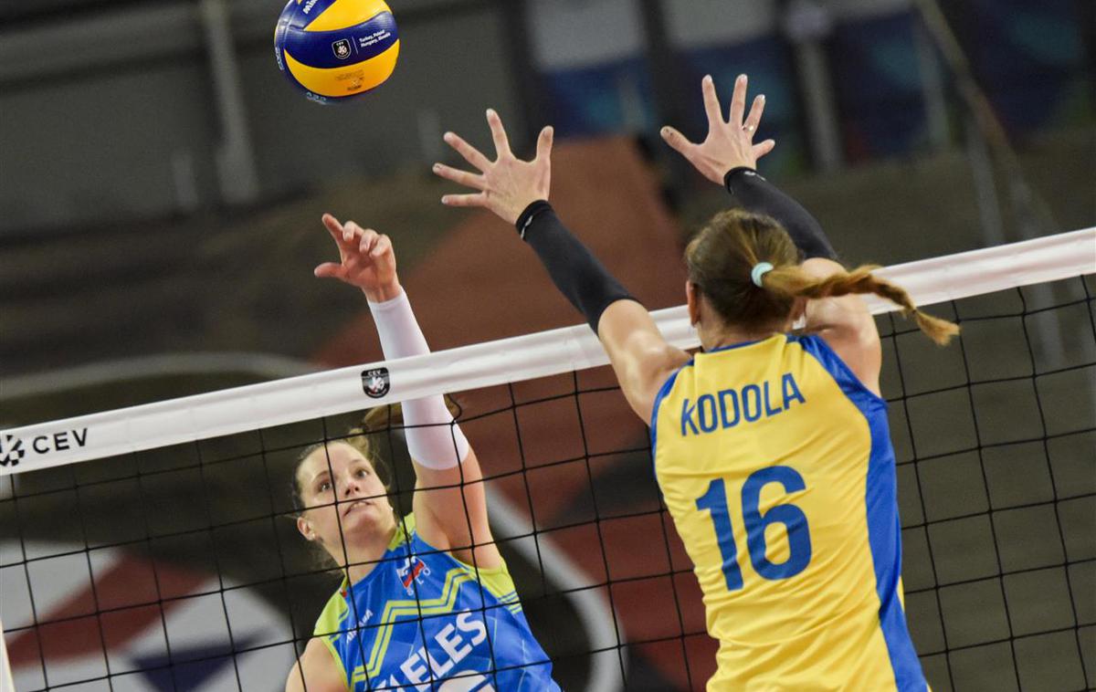 Slovenija - Ukrajina, slovenska odbojkarska reprezentanca | Slovenke so s 3:2 v nizih odpravile Ukrajinke. | Foto CEV