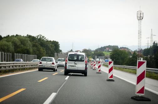 Previdno na cesti, danes je spet gneča na slovenskih in hrvaških cestah