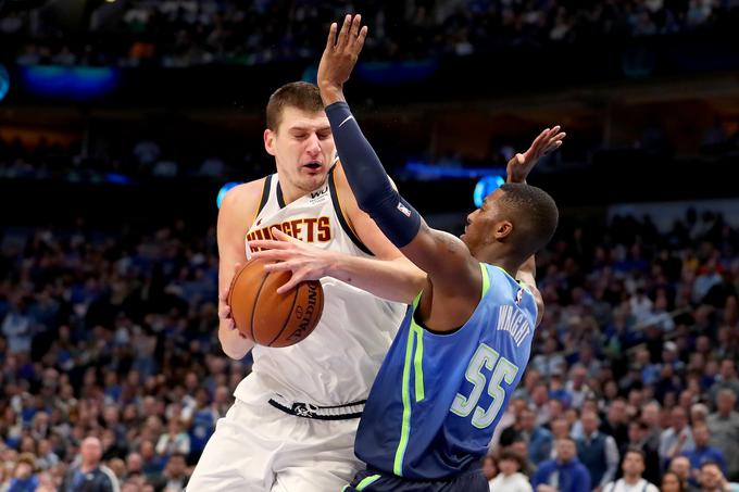 Nikola Jokić je odločilni koš dosegel 8 sekund pred koncem. | Foto: Getty Images