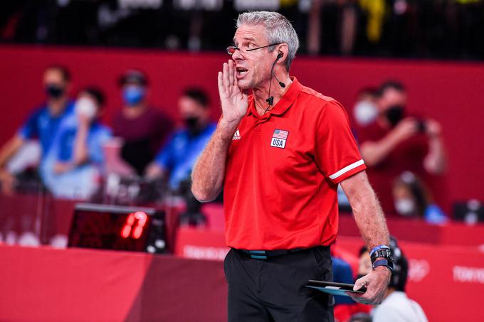 Karch Kiraly – nekoč izjemen odbojkar (edini z olimpijskim zlatom v dvoranski odbojki in odbojki na mivki), zdaj pa trener, ki je ZDA popeljal tako do prvega naslova olimpijskih kot svetovnih prvakinj (2014). | Foto: Guliverimage/Vladimir Fedorenko