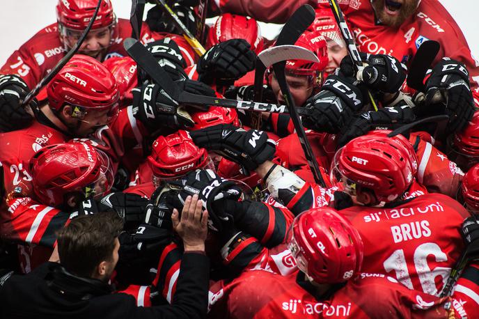 HDD Jesenice Val Pusteria | Na Jesenicah so razširili strokovni štab. | Foto Peter Podobnik/Sportida