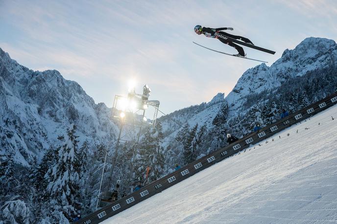 Planica Letalnica bratov Gorišek | Sezona smučarskih skokov se v Planici še nikoli ni končala tako pozno, kot se bo letos. | Foto Vid Ponikvar