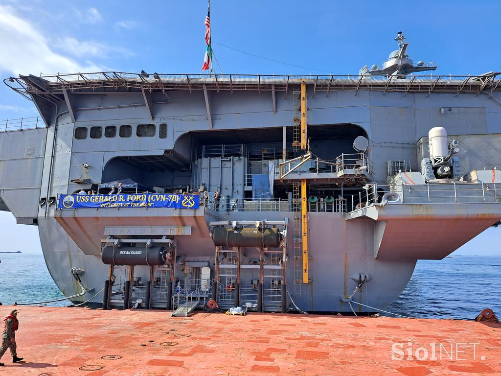 letalonosilka USS Gerald R. Ford