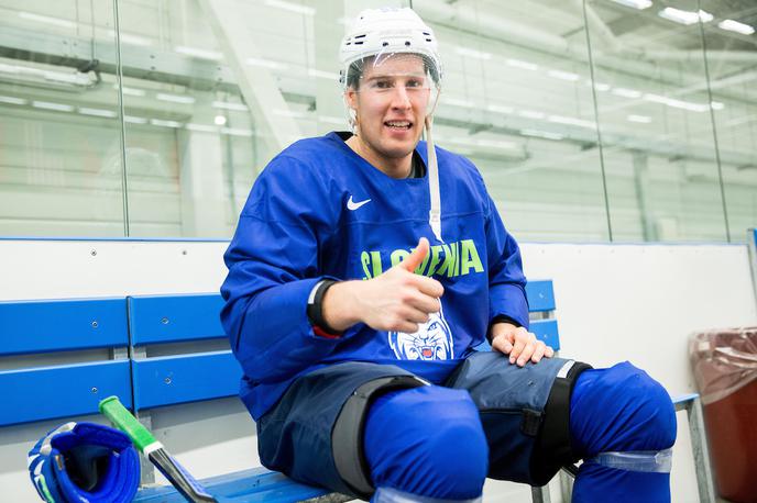 Robert Sabolič | Robert Sabolič je v tretjo sezono lige KHL zadrsal z zadetkom in zmago nad SKA Sankt Peterburg. | Foto Vid Ponikvar