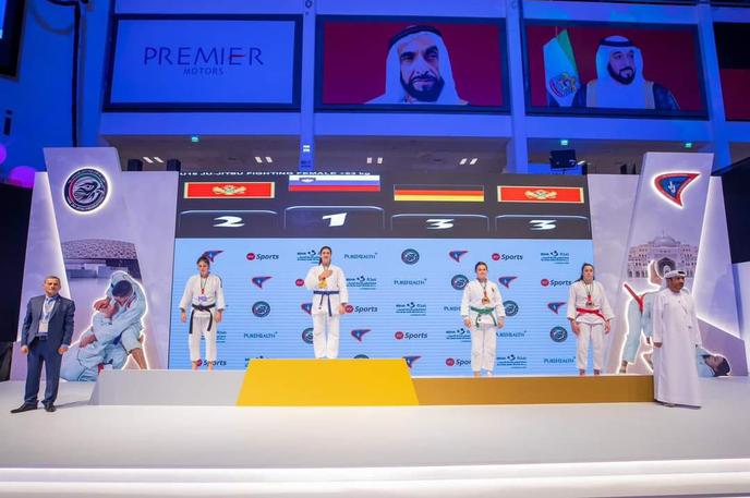 Ju-jitsu Rebeka Duščak | Rebeka Duščak je v kategoriji do 16 let borbe nad 63 kilogramov premagala vso konkurenco. | Foto Facebook Ju-jitsu Slovenija