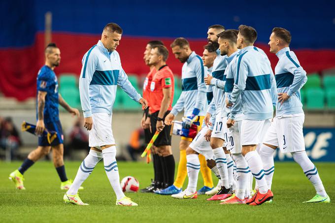 Josip Iličić (levo) zaradi kartonov v soboto ne bo mogel pomagati Sloveniji. | Foto: Grega Valančič/Sportida