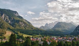 Slovenska pot okrog Julijcev, ki že pred odprtjem navdušuje tujino #video