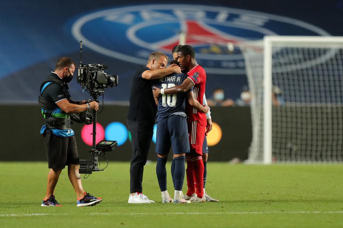 Bayern | Hansi Flick je po koncu finala tolažil Neymarja. | Foto Getty Images