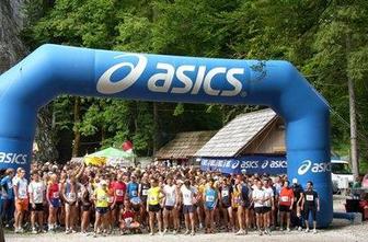 Bliža se štirinajsti tek okoli Bohinjskega jezera