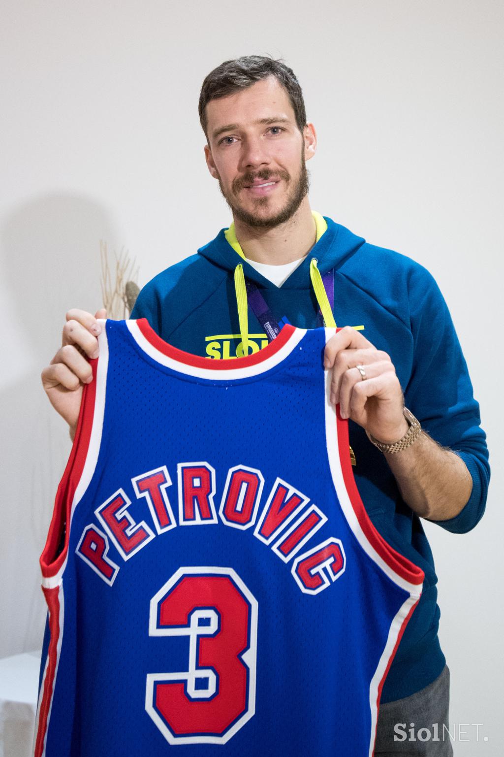 dragić dres petrović