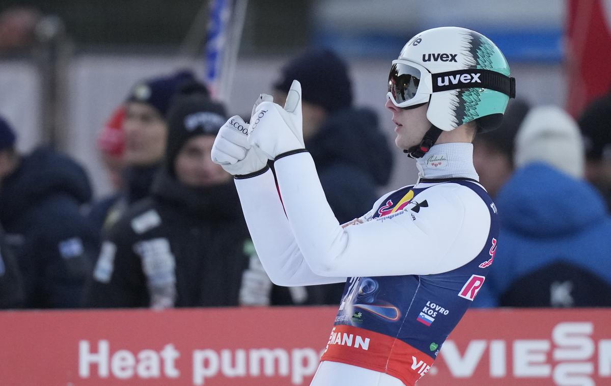 Lovro Kos | Lovro Kos se je odlično izkazal v kvalifikacijah za prvo tekmo smučarjev skakalcev ta konec tedna v Lake Placidu. | Foto Guliverimage