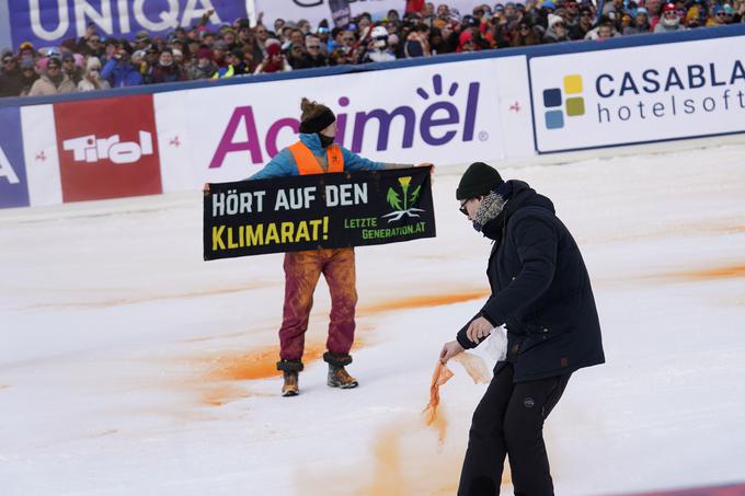 Protest v Gurglu | Foto: Guliverimage