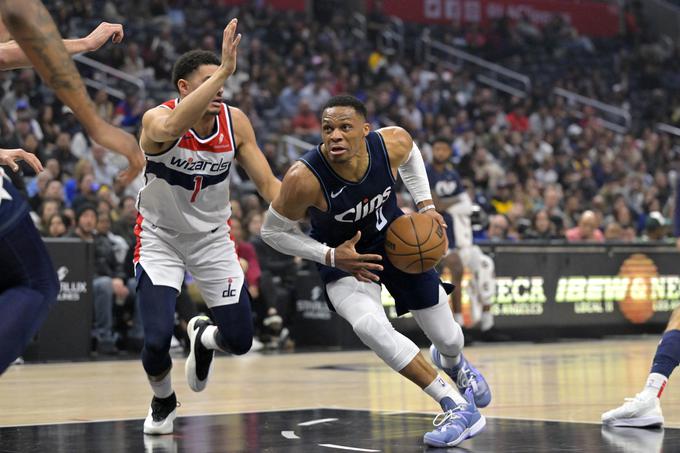 Russell Westbrook si je poškodoval levo roko. | Foto: Reuters