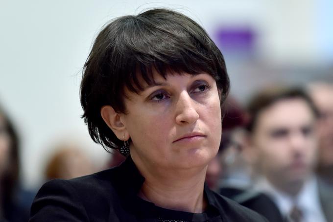 Nada Drobne Popovič, donedavna prva nadzornica, zdaj pa začasna predsednica uprave Petrola | Foto: STA ,