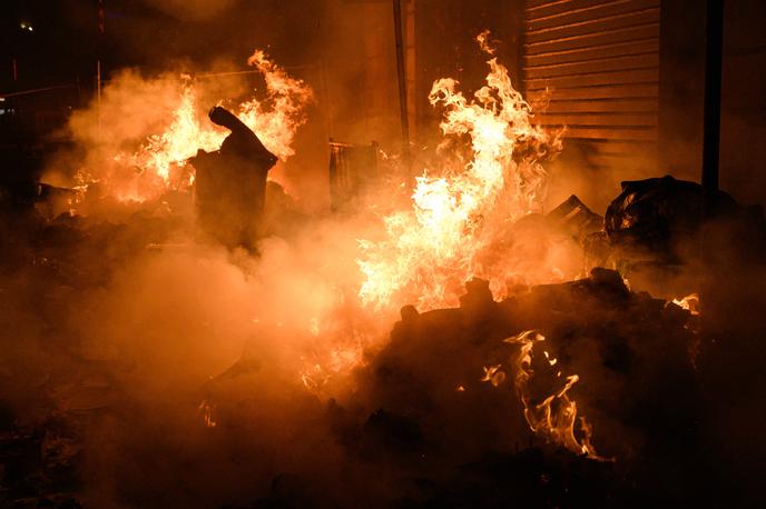 Požar | Požar se je iz bližnje avtomehanične delavnice v mestu Mahačkala razširil na bencinsko črpalko. (Fotografija je simbolična.) | Foto Guliverimage