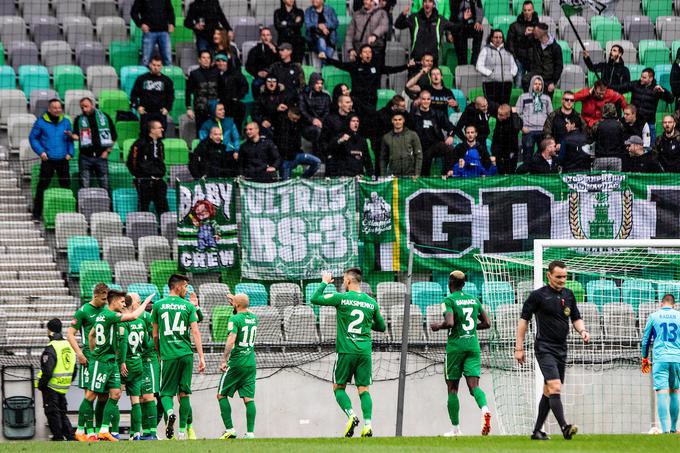 Olimpija je imela proti knapom v nedeljo dvakrat po dva zadetka prednosti, a je na koncu ostala brez načrtovane zmage. | Foto: Matic Ritonja / Sportida