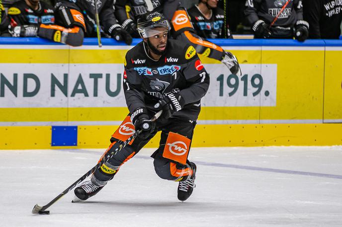 Jordan Subban | Jordan Subban se je pretekli teden naposlušal živalskih zvokov in rasističnih žaljivk. | Foto Sportida