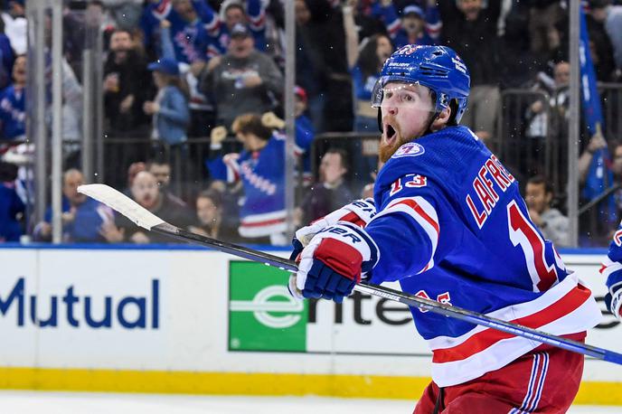 New York Rangers | Hokejisti New York Rangers so s 5:3 premagali Pingvine iz Pittsburgha in si izborili dodatno tekmo.   | Foto Reuters