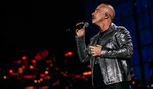 Eros Ramazzotti se veseli nove vloge: postal je dedek