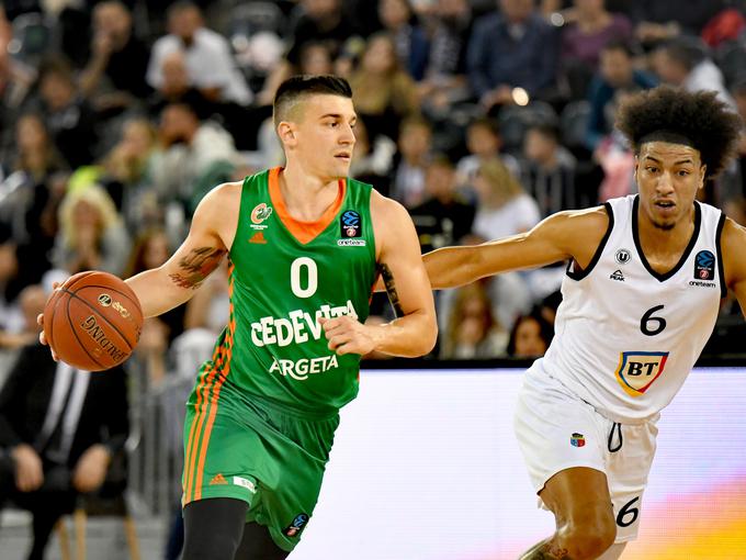 Matic Rebec je odigral prvo tekmo za Cedevito Olimpijo. | Foto: Tine Ružič/Cedevita Olimpija