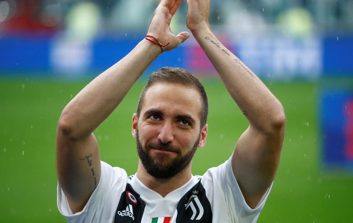 Gonzalo Higuain | Gonzalo Higuain je blizu prestopa v Milano. | Foto Reuters