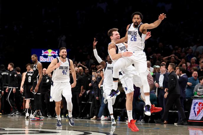 Spencer Dinwiddie | Spencer Dinwiddie bo v primeru osvojitve naslova zaslužil poseben bonus v vrednosti enega dolarja. | Foto Reuters