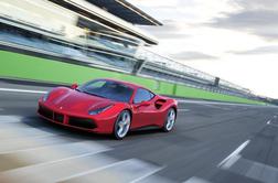 Ferrari 488 GTB: Če nimate četrt milijona evrov, so užitki omejeni na dve minuti