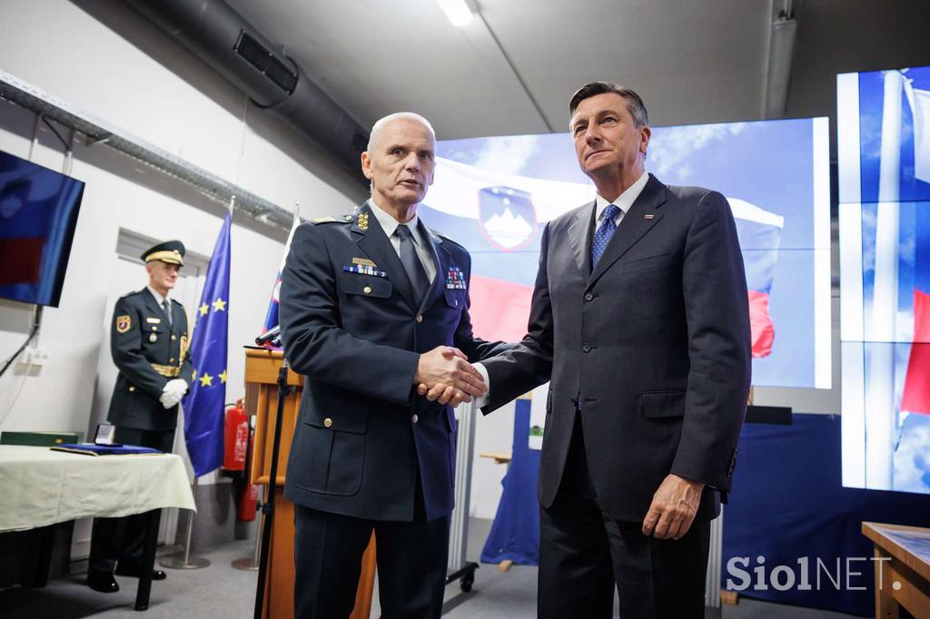 Borut Pahor, slovenska vojska