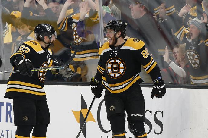 David Pastrnak | David Pastrnak je z dvema zadetkoma v zadnji tretjini Bostonu pomagal do zmage in vodstva v seriji s 3:2 v zmagah. | Foto Reuters