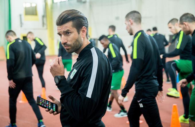 Luka Elsner ni dolgo zdržal na vročem stolčku trenerja Olimpije. | Foto: Vid Ponikvar