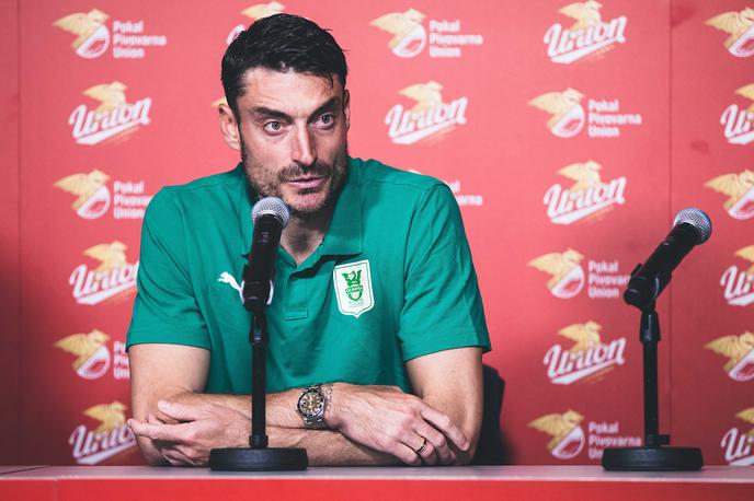 Albert Riera | Albert Riera je popeljal Olimpijo do dvojne krone. | Foto Grega Valančič/Sportida