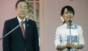 Ban Ki Moon se je sestal z Aung San Suu Kyi