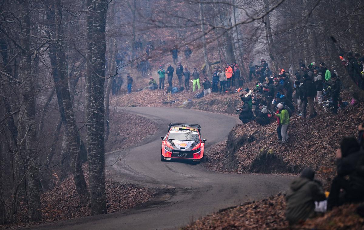 reli Monte Carlo Thierry Neuville | Thierry Neuville je izgubil vodstvo, ki ga je imel po četrtkovih večernih hitrostnih preizkušnjah. | Foto Guliverimage